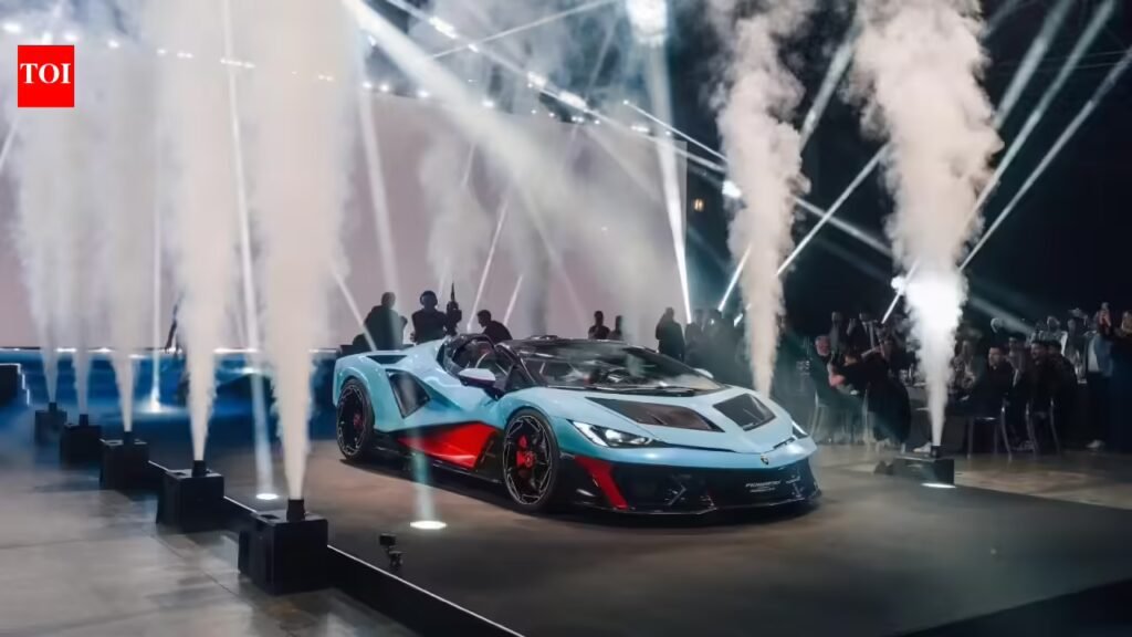 Lamborghini Phenomeno Roadster Unveiled: 1,065 HP, Only 15 Built!